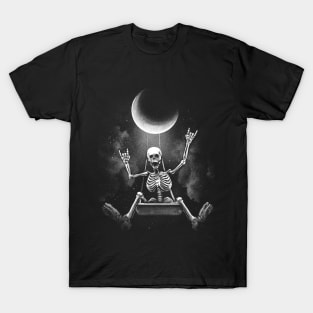 Skeleton swinging under moon and making rock hand symbols T-Shirt